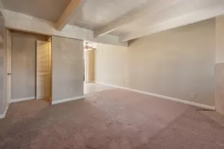 Photo #3: 224030778 Listing