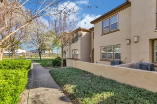 Photo #1: 224031550 Listing 