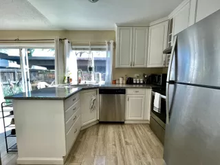 Photo #5: 224031572 Listing 