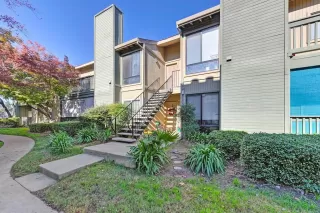 Photo #1: 224032171 Listing