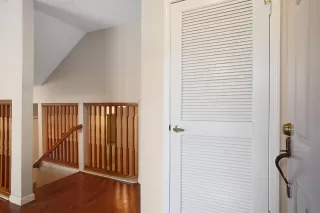 Photo #1: 224032386 Listing