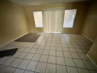 Photo #5: 224032628 Listing