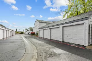 Photo #1: 224032687 Listing