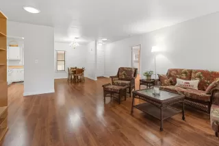 Photo #6: 224032941 Listing 