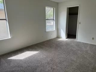 Photo #6: 224033015 Listing 