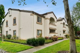 Photo #3: 224033337 Listing