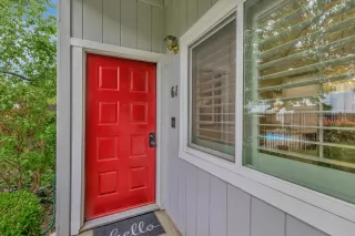 Photo #6: 224033699 Listing