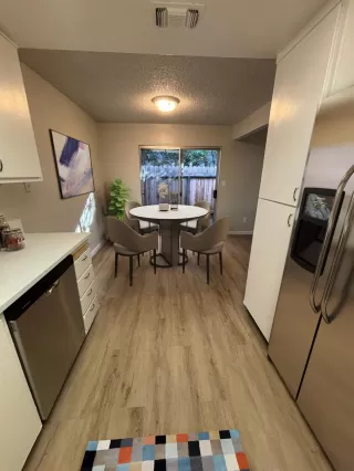 Photo #2: 224034111 Listing