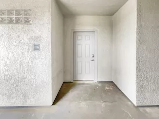 Photo #5: 224034425 Listing