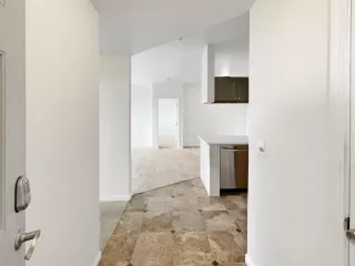 Photo #6: 224034425 Listing