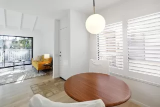 Photo #5: 224034446 Listing