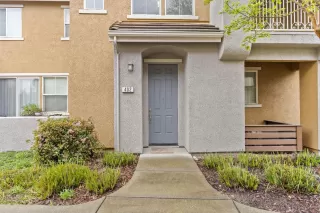 Photo #1: 224034645 Listing 