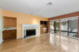 Photo #4: 224034816 Listing
