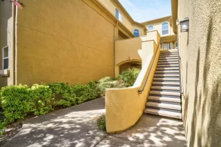 Photo #4: 224035373 Listing 