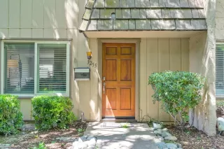 Photo #1: 224035410 Listing 