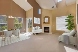 Photo #3: 224035804 Listing 