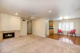 Photo #2: 224036217 Listing