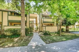 Photo #1: 224036425 Listing 