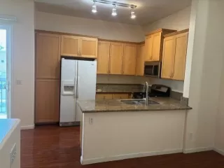 Photo #5: 224037575 Listing 