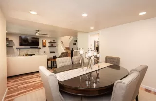 Photo #5: 224037855 Listing 