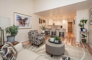 Photo #6: 224037855 Listing 