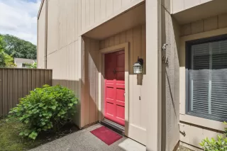 Photo #2: 224038357 Listing