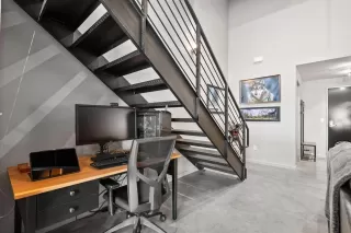 Photo #6: 224038368 Listing