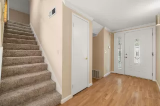 Photo #5: 224038504 Listing 