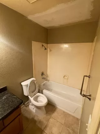 Photo #2: 224039023 Listing