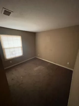 Photo #5: 224039023 Listing