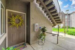 Photo #1: 224039302 Listing 