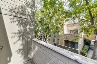 Photo #3: 224039349 Listing