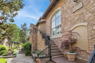 Photo #4: 224039484 Listing 