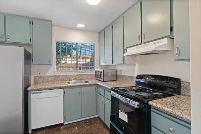 MLS: 224039512 Condo For Sale