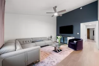 Photo #3: 224039733 Listing 