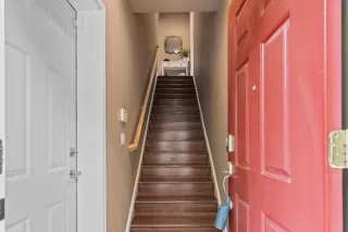 Photo #2: 224040330 Listing