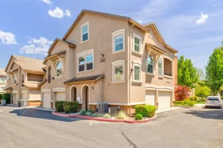 Photo #1: 224040351 Listing 