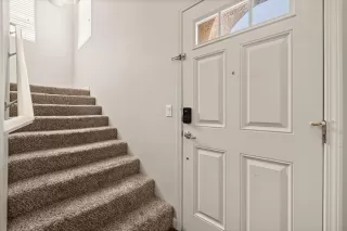 Photo #2: 224040351 Listing 