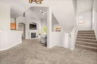 Photo #3: 224040351 Listing 