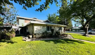 Photo #2: 224040391 Listing