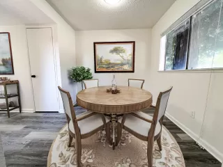 Photo #3: 224040433 Listing