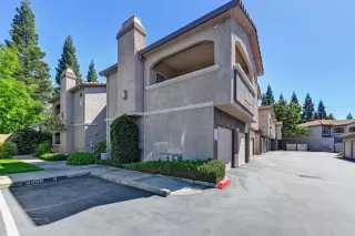 Photo #1: 224040606 Listing