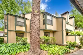 Photo #4: 224040907 Listing