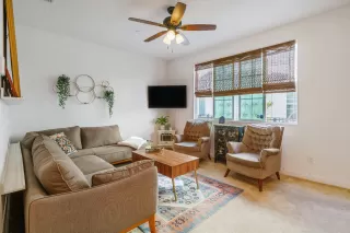 Photo #2: 224041195 Listing 