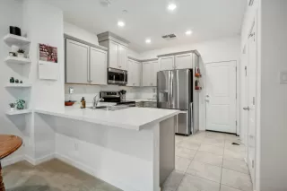 Photo #4: 224041195 Listing 