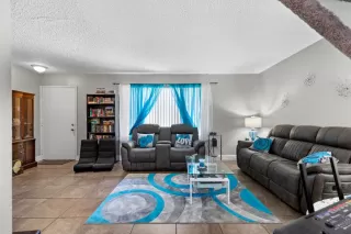 Photo #1: 224041197 Listing 