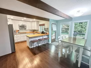 Photo #3: 224041334 Listing 