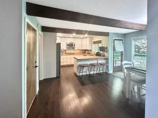 Photo #4: 224041334 Listing 