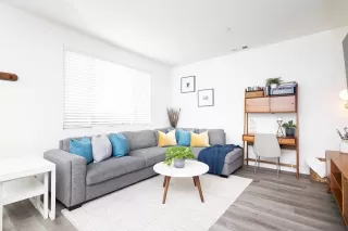 Photo #3: 224041709 Listing