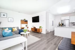 Photo #6: 224041709 Listing